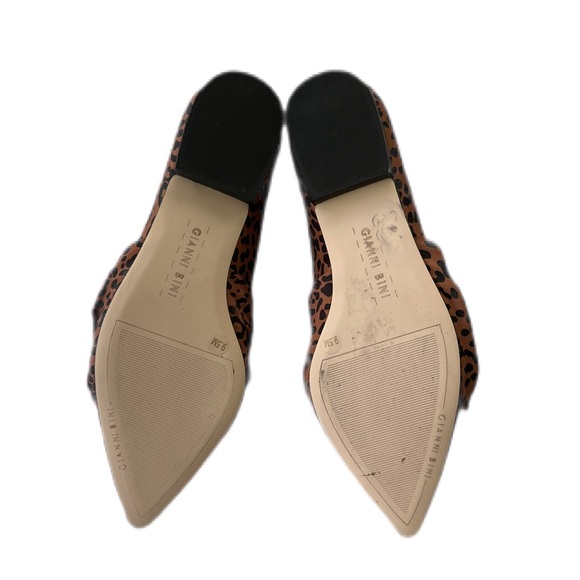 Gianni Bini Animal Print Knot Pointed Toe Loafers Flats Size 5 - Picture 12 of 12